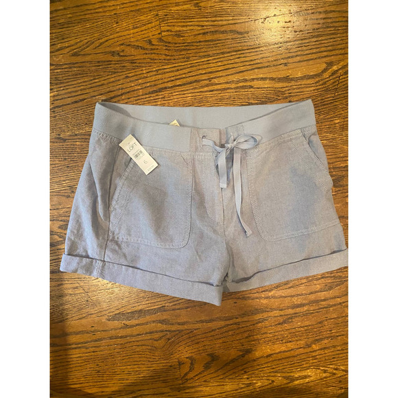 LOFT Pants - NWT Ann Taylor Loft NEW - Size 6 Blue Shorts with Clasp and Tie